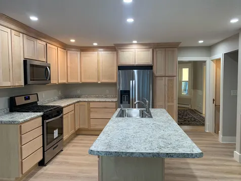 52 Chestnut Street Rochester NH 03867