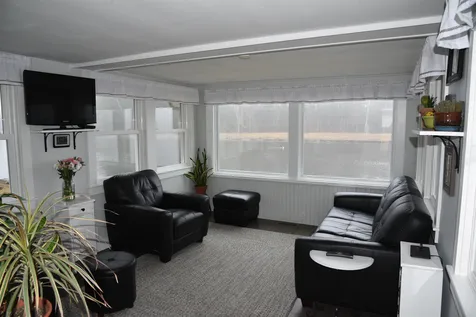 33 Railroad Avenue Newfields NH 03856