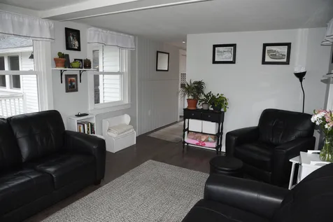 33 Railroad Avenue Newfields NH 03856