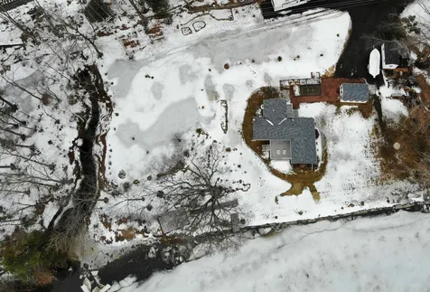 33 Railroad Avenue Newfields NH 03856