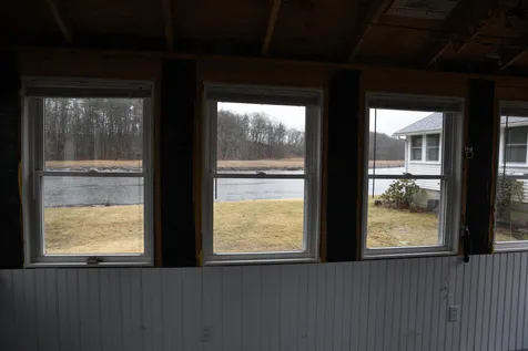 33 Railroad Avenue Newfields NH 03856