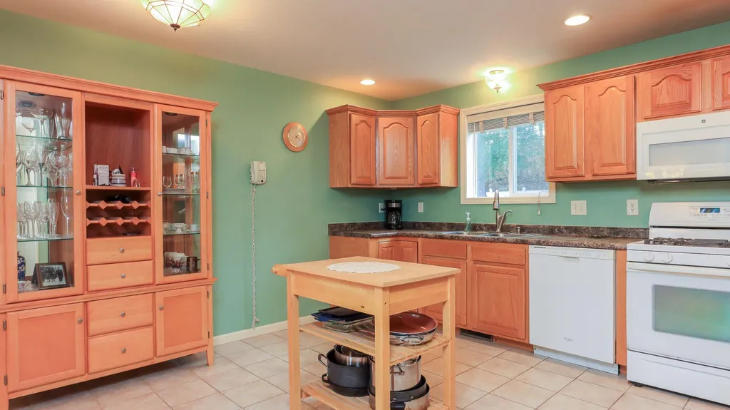 8 Gullane Road Hooksett NH 03106