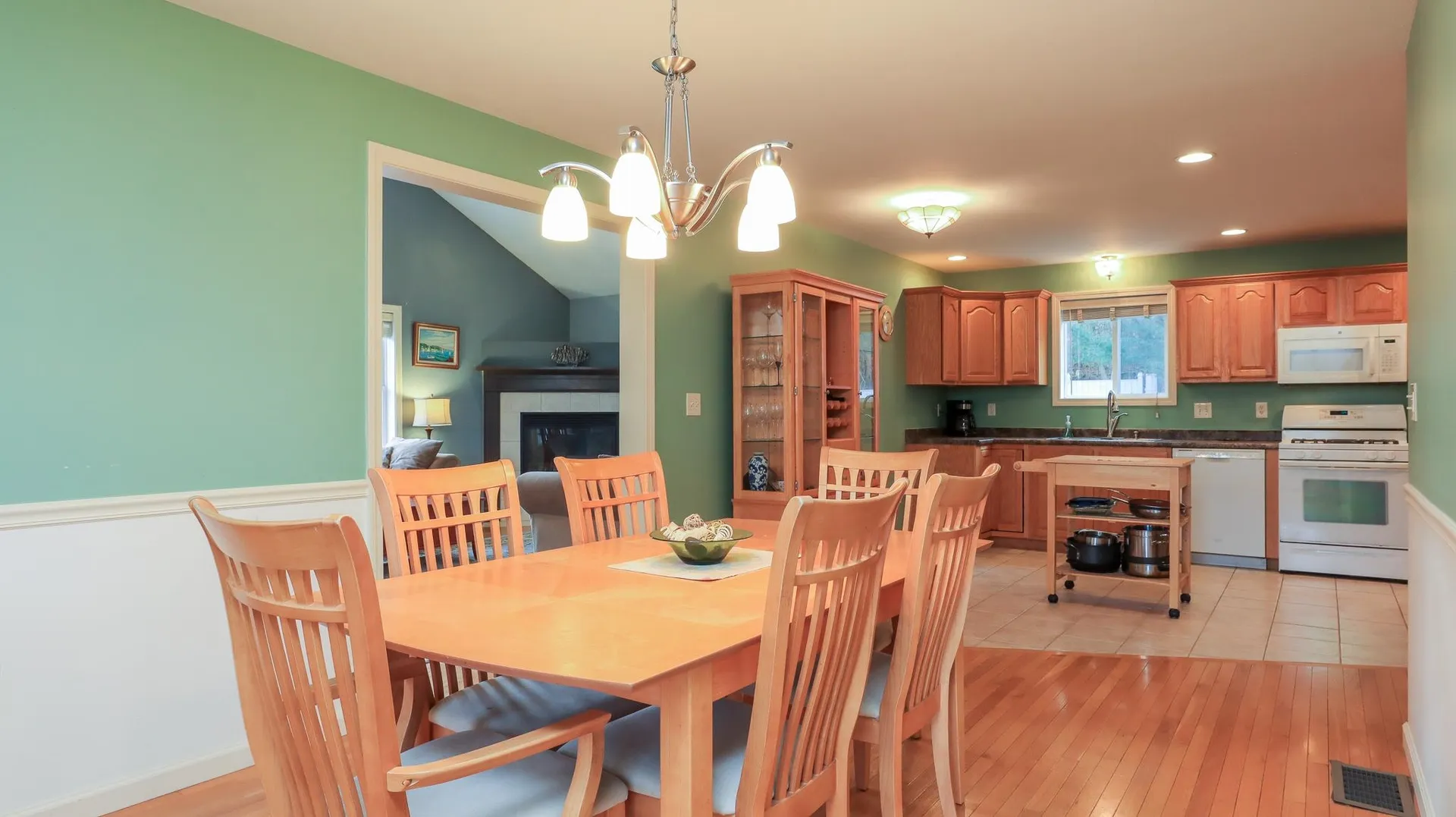 8 Gullane Road Hooksett NH 03106