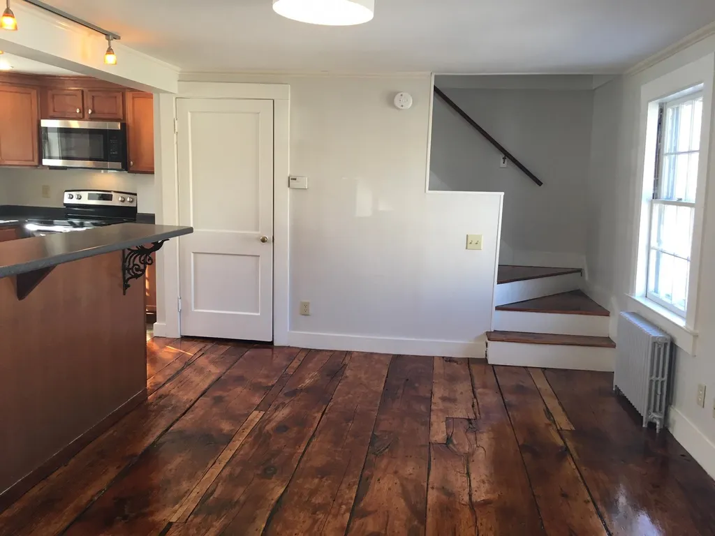 17 Lincoln Street Dover NH 03820