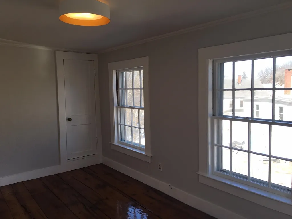 17 Lincoln Street Dover NH 03820
