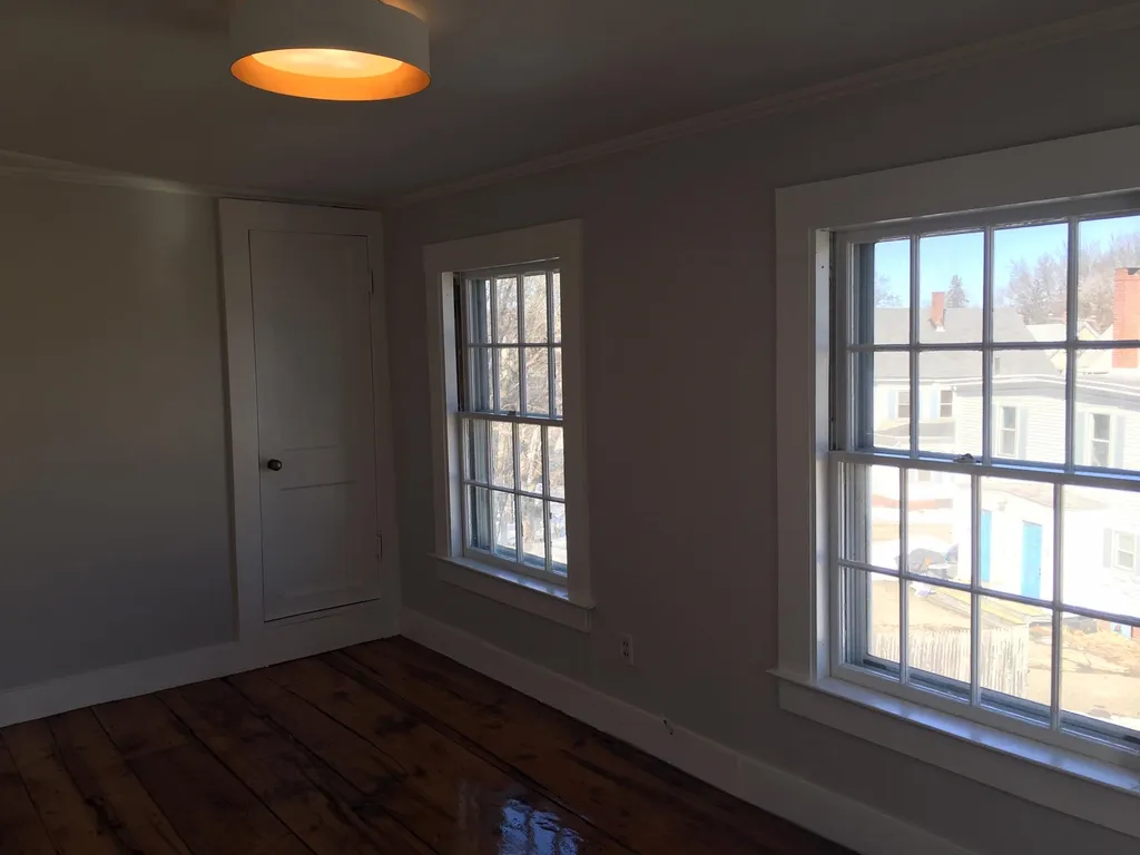 17 Lincoln Street Dover NH 03820