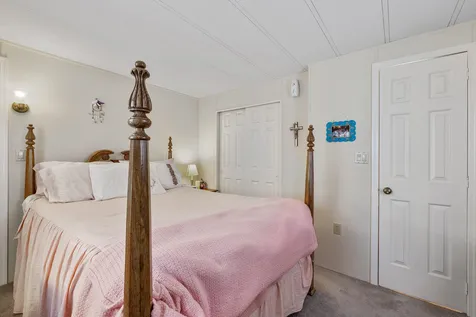 6 Bayberry Lane Wolfeboro NH 03894