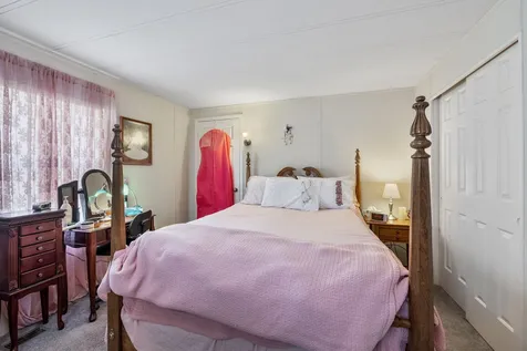 6 Bayberry Lane Wolfeboro NH 03894