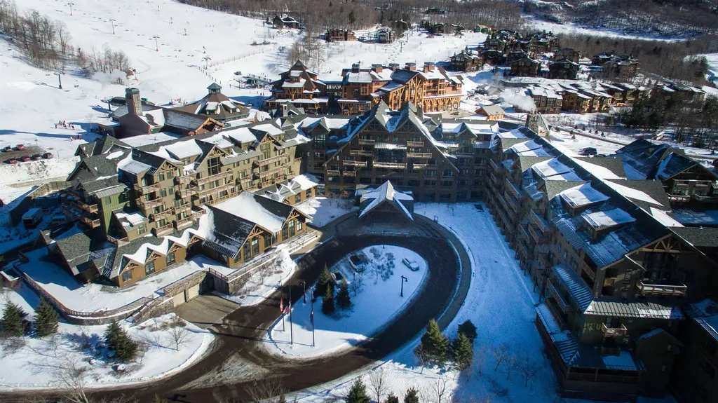 7412 Mountain Road Stowe VT 05672