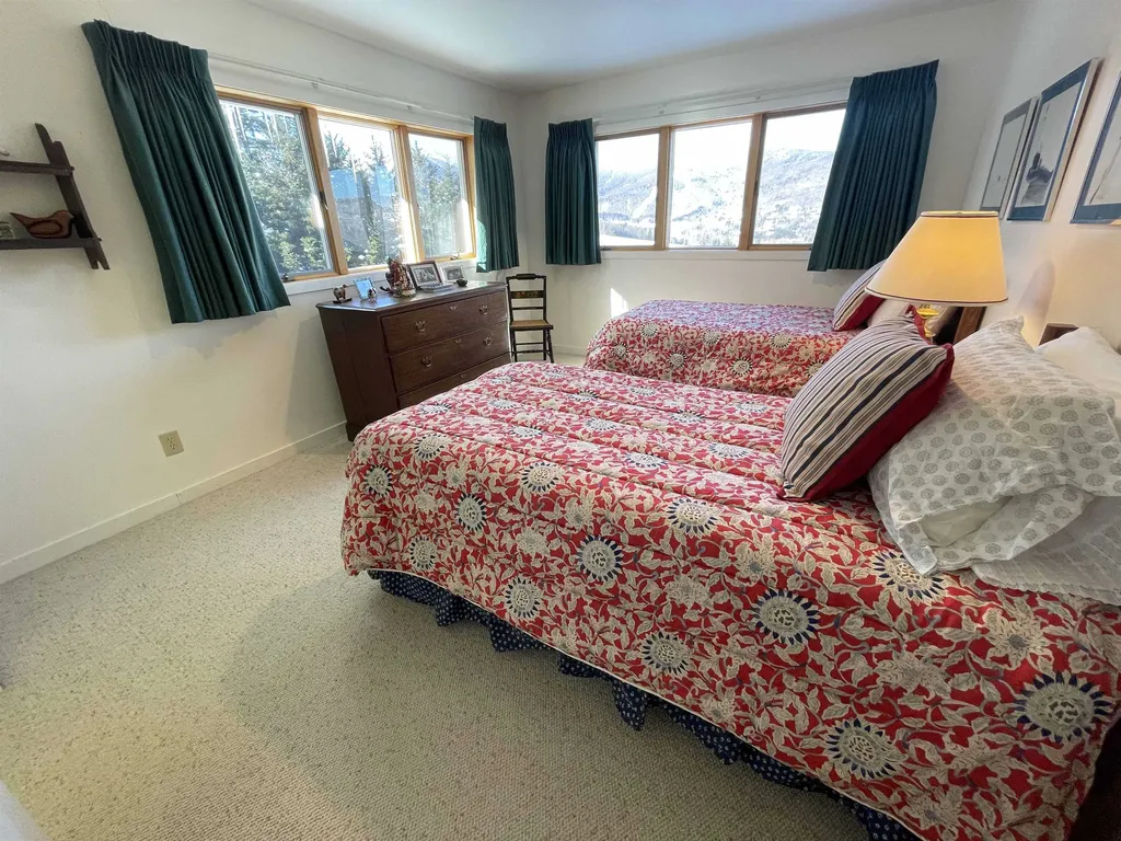 678 Mountain View Road Warren VT 05674