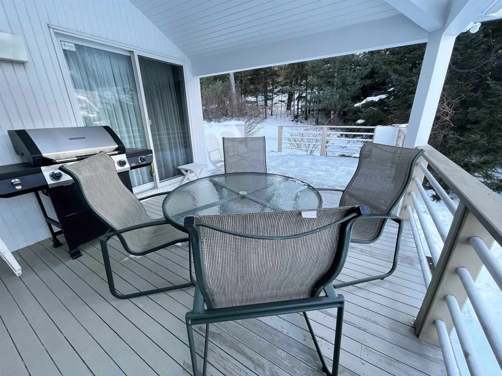 678 Mountain View Road Warren VT 05674