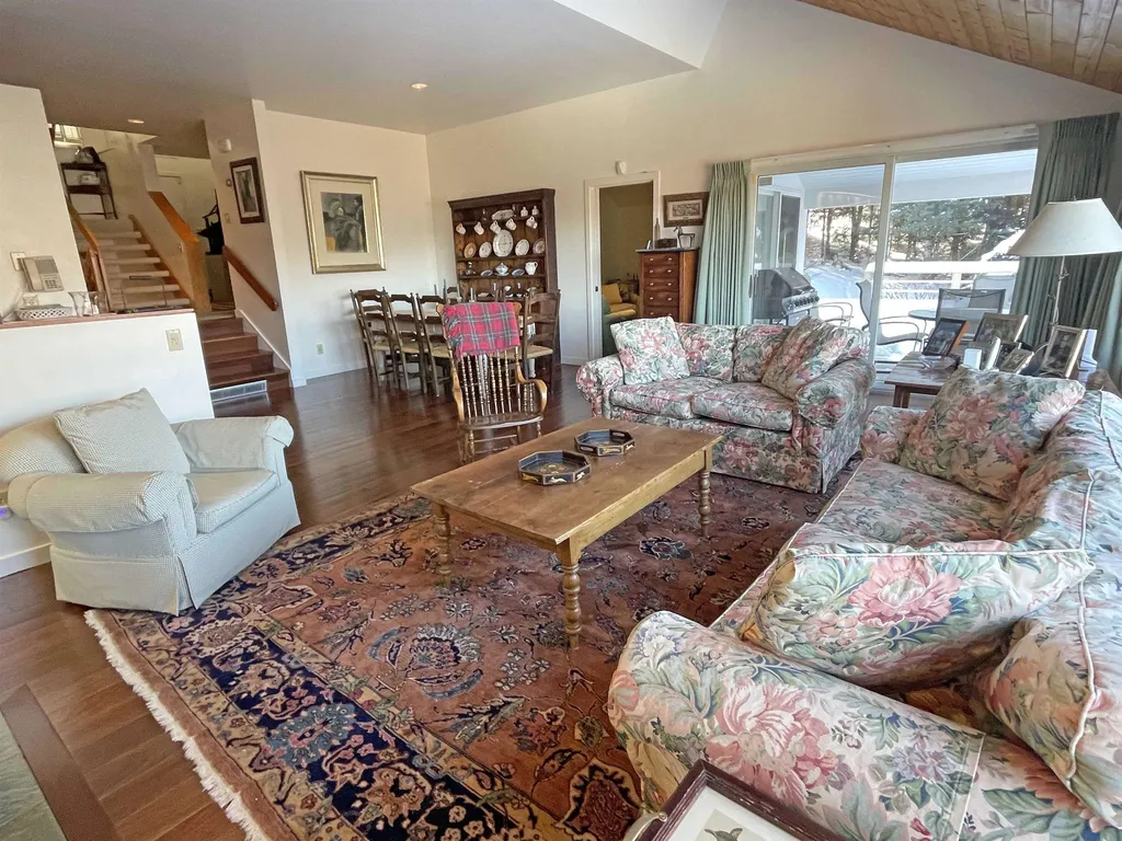 678 Mountain View Road Warren VT 05674