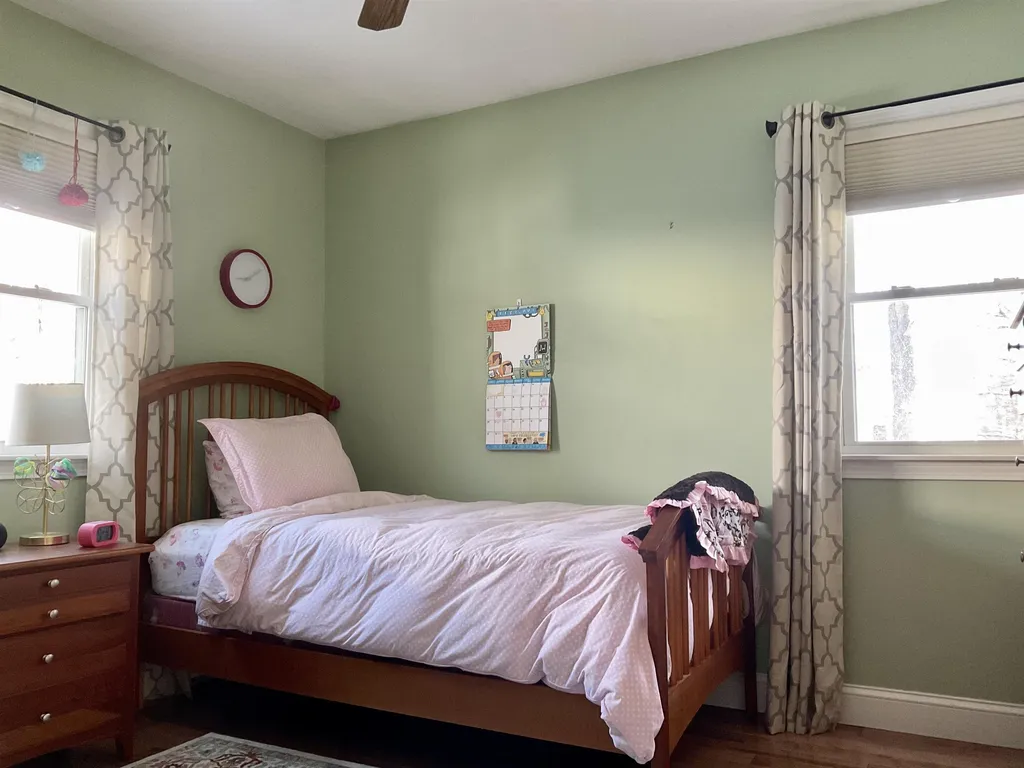 35 Morning Glory Lane Hartford VT 05001