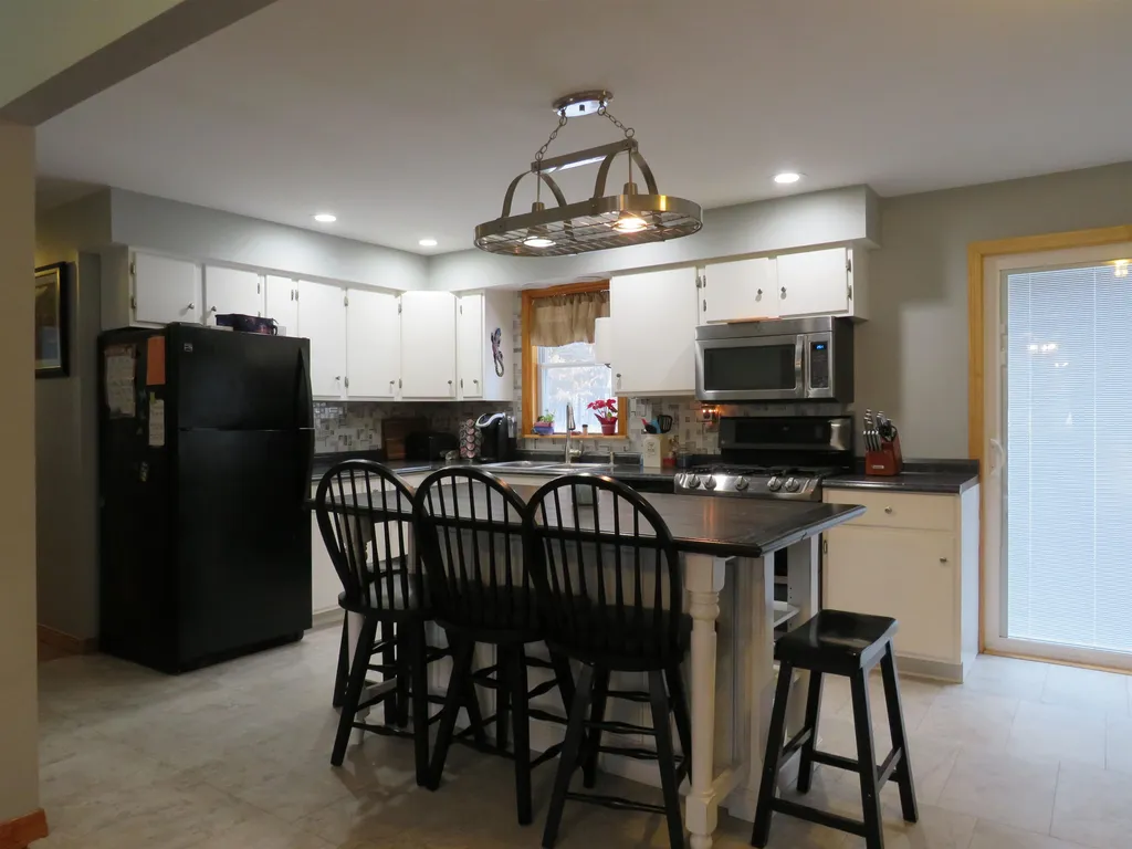 1712 French Pond Road Haverhill NH 03785