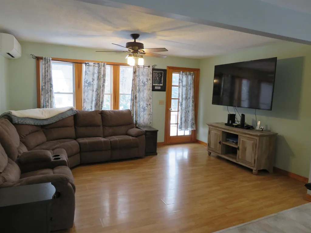 1712 French Pond Road Haverhill NH 03785