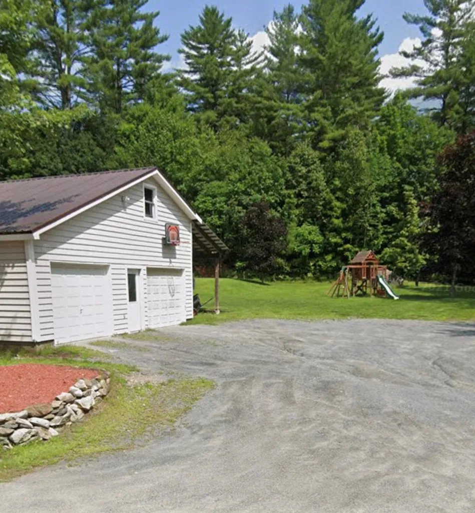 1712 French Pond Road Haverhill NH 03785