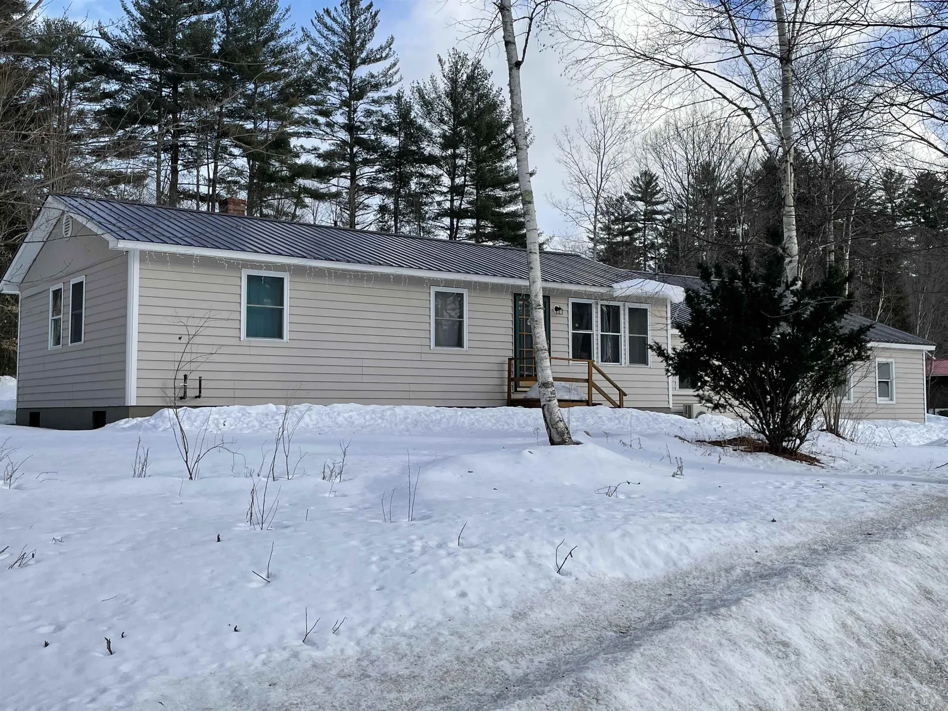 1712 French Pond Road Haverhill NH 03785