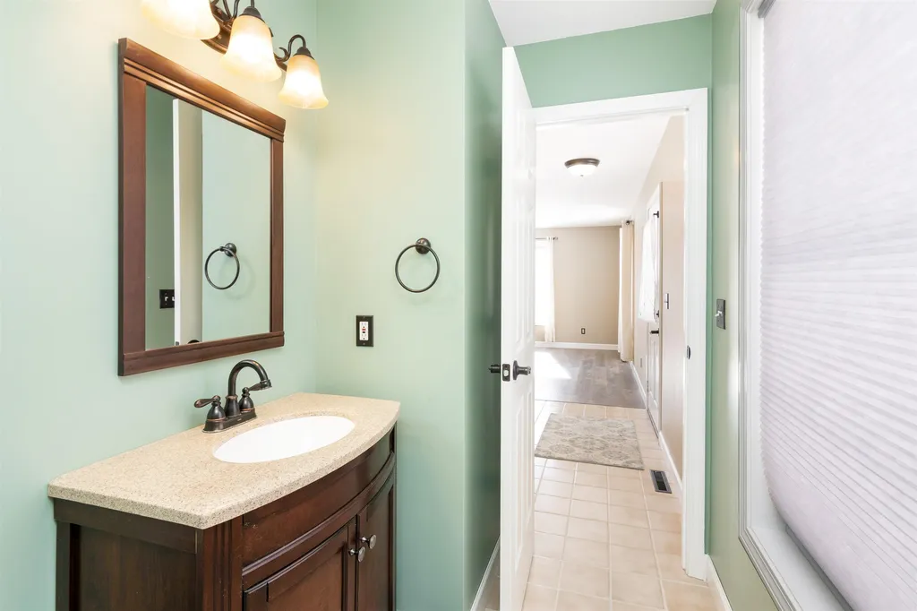 43 Edgewood Drive Colchester VT 05446