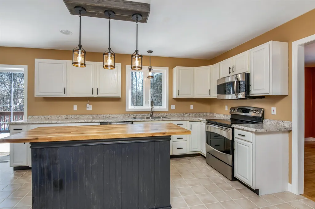 43 Edgewood Drive Colchester VT 05446