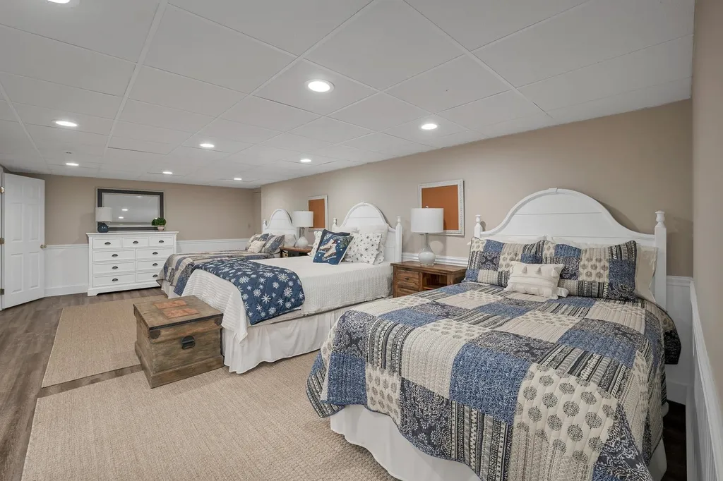 122 Pipers Point Lane Alton NH 03809