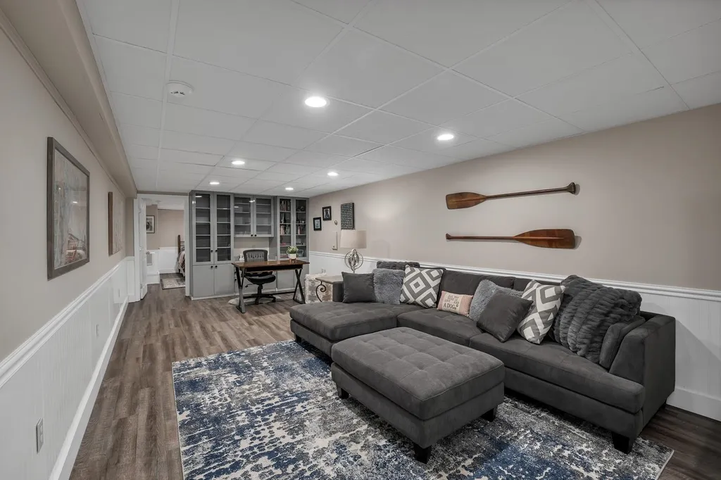 122 Pipers Point Lane Alton NH 03809