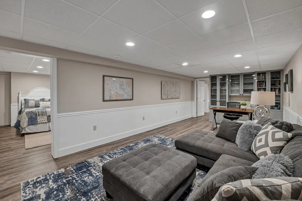 122 Pipers Point Lane Alton NH 03809