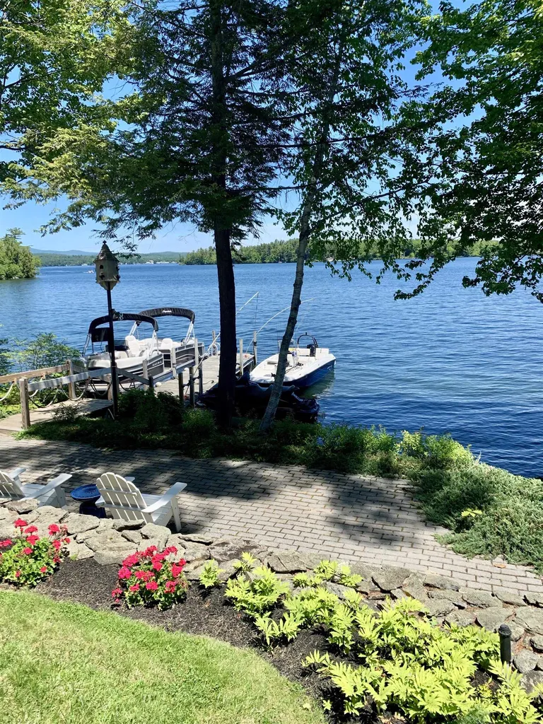 122 Pipers Point Lane Alton NH 03809