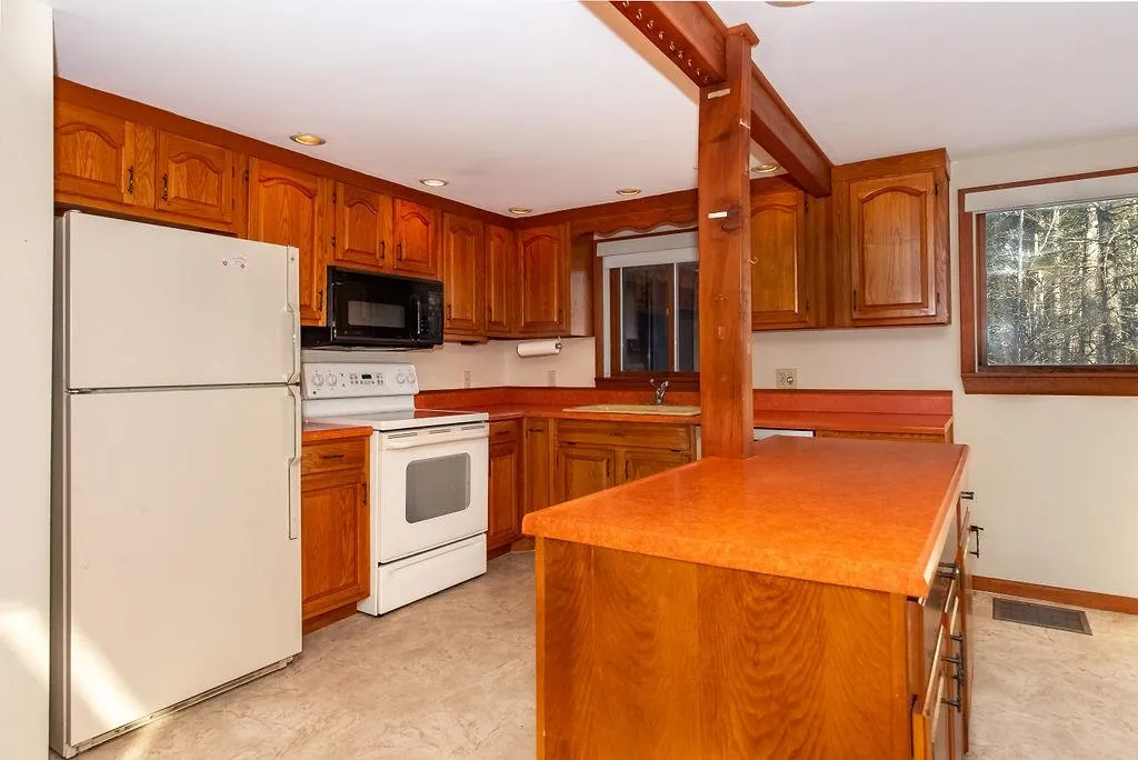 32 Otis Road Somersworth NH 03878
