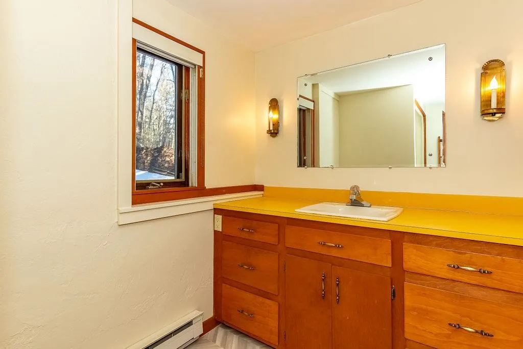 32 Otis Road Somersworth NH 03878