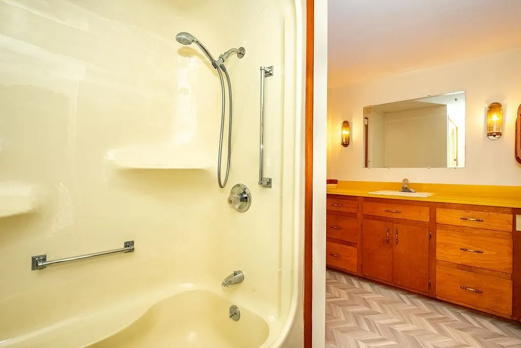 32 Otis Road Somersworth NH 03878