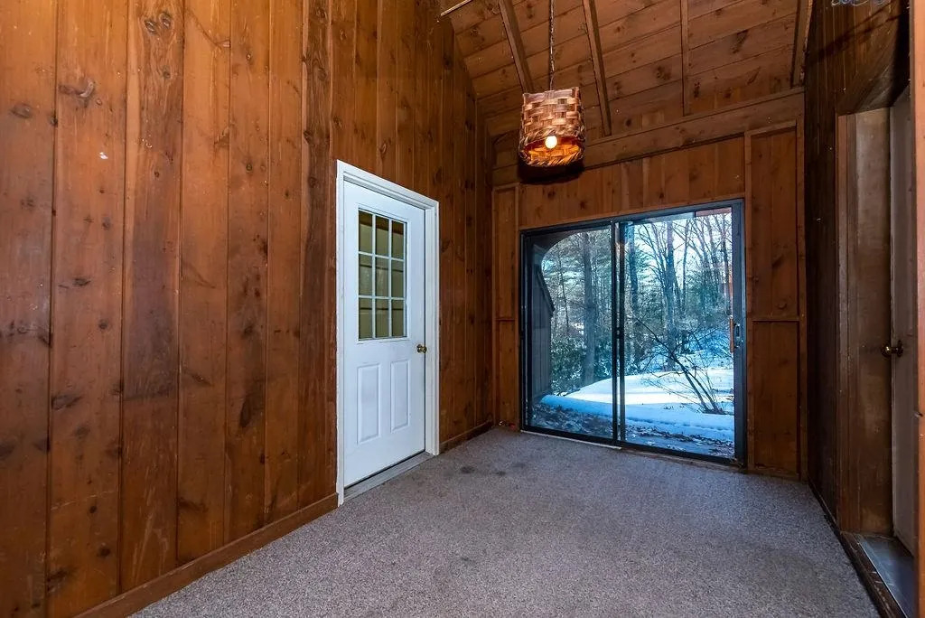 32 Otis Road Somersworth NH 03878