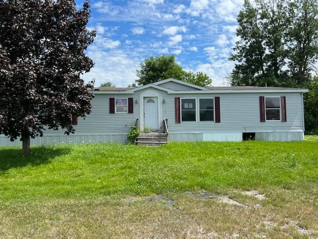 61 Horican Avenue Alburgh VT 05440