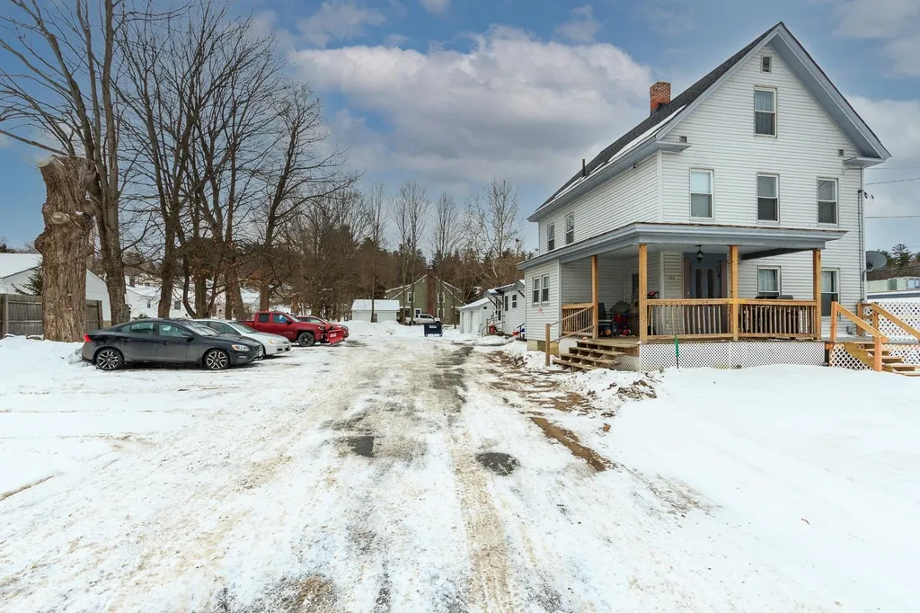 132 Maple Avenue Claremont NH 03743