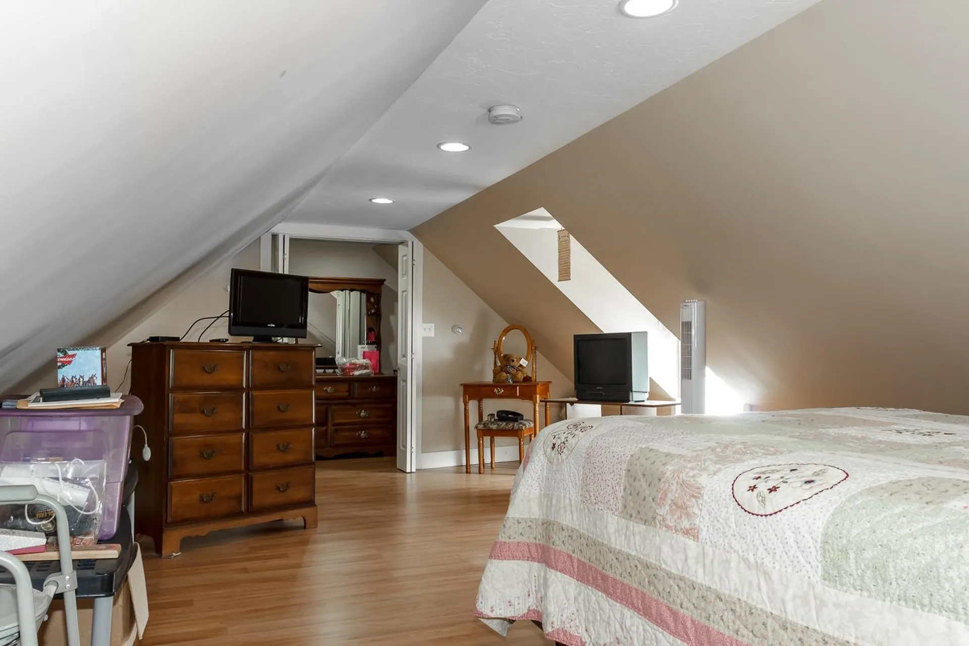 132 Maple Avenue Claremont NH 03743