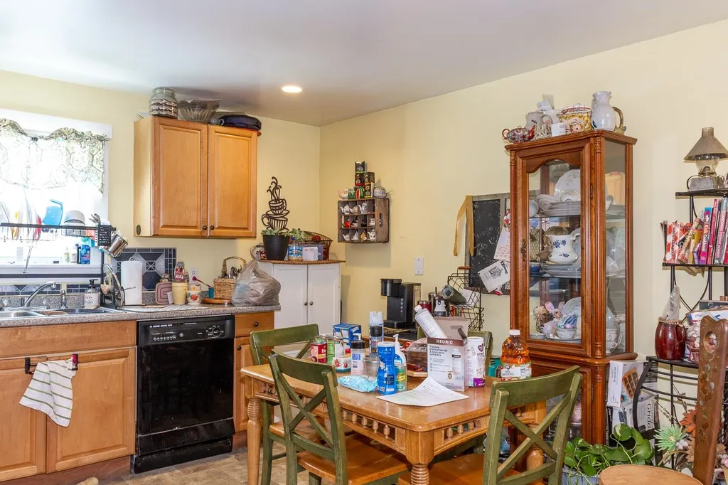 2 Henry Street Claremont NH 03743