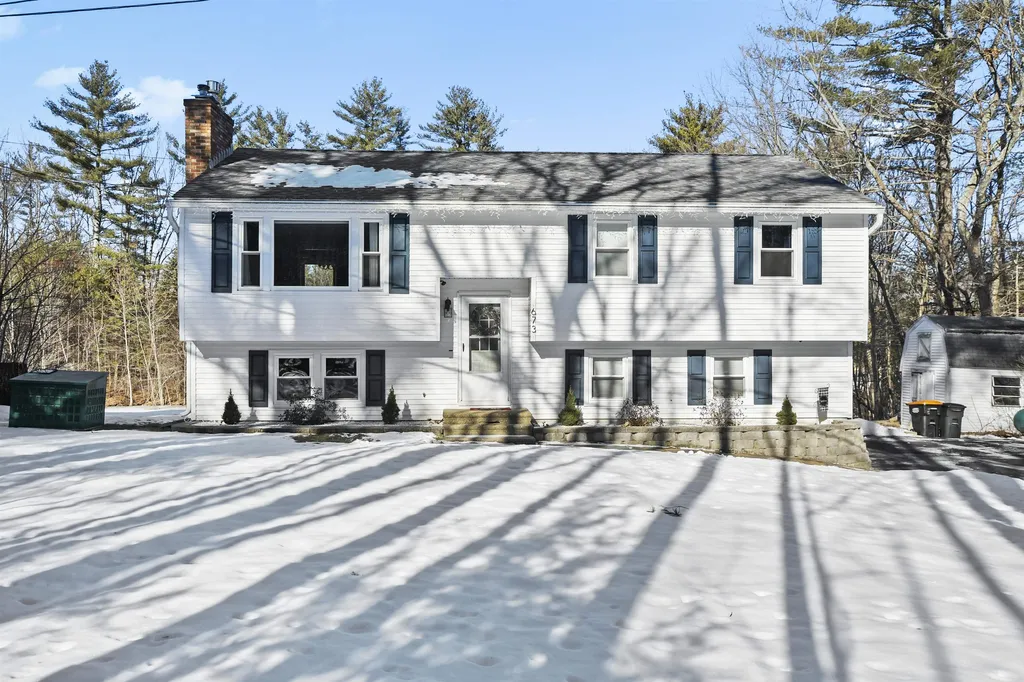 673 Fremont Road Chester NH 03036
