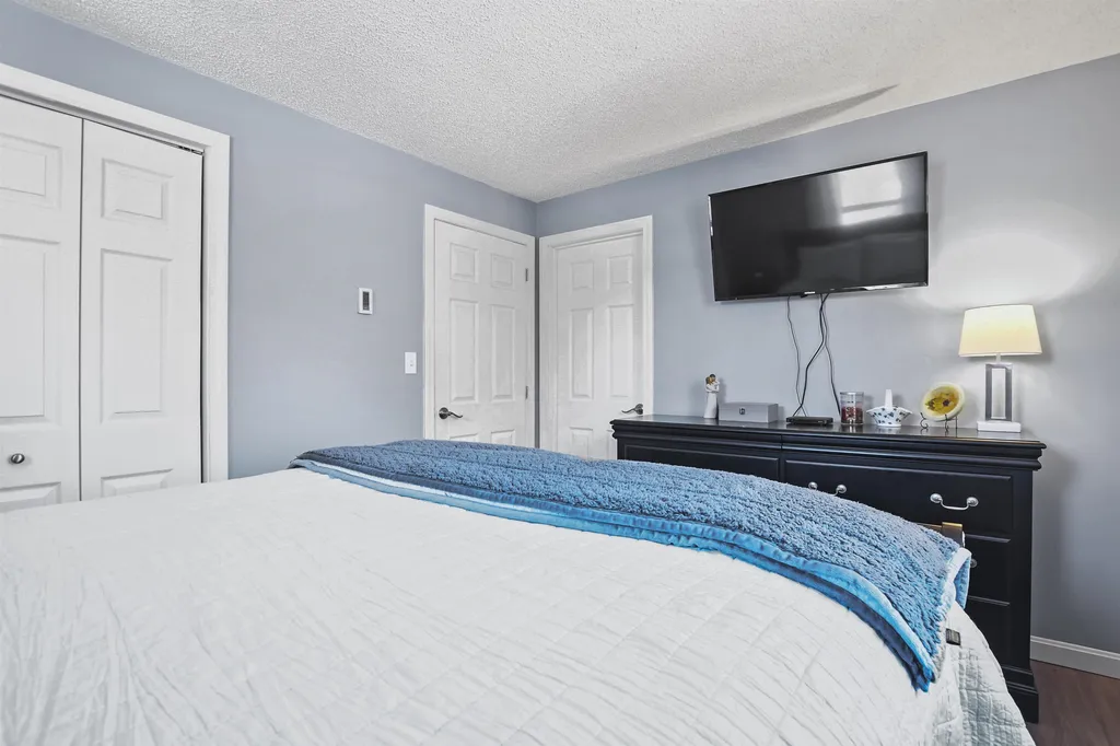 673 Fremont Road Chester NH 03036