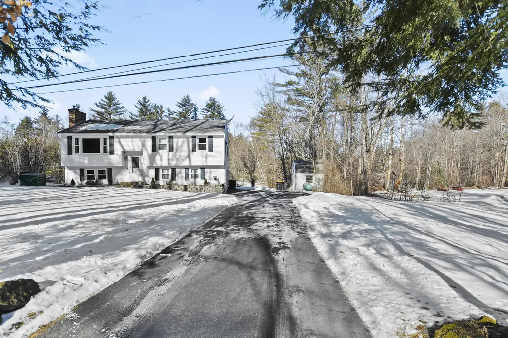 673 Fremont Road Chester NH 03036