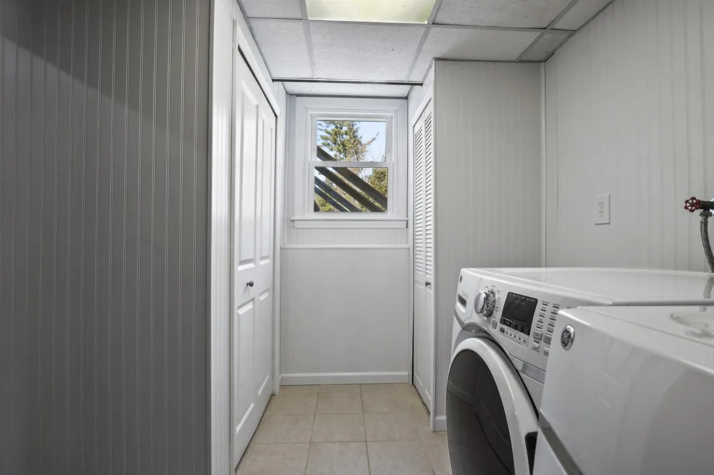 673 Fremont Road Chester NH 03036