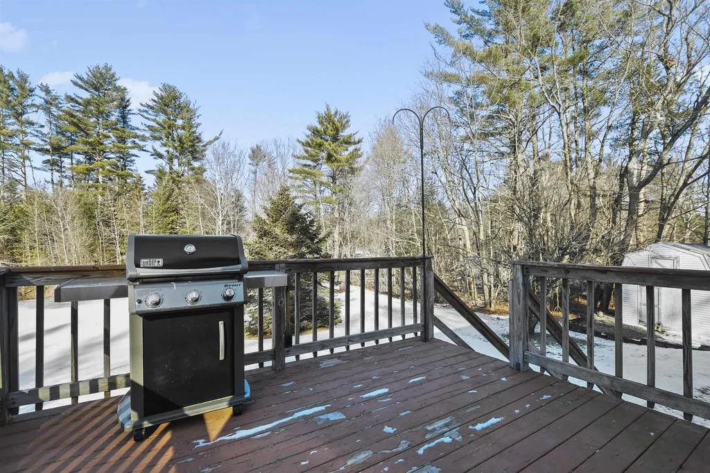 673 Fremont Road Chester NH 03036