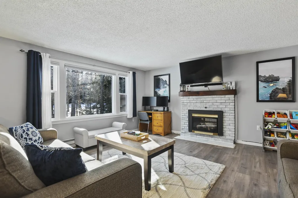 673 Fremont Road Chester NH 03036