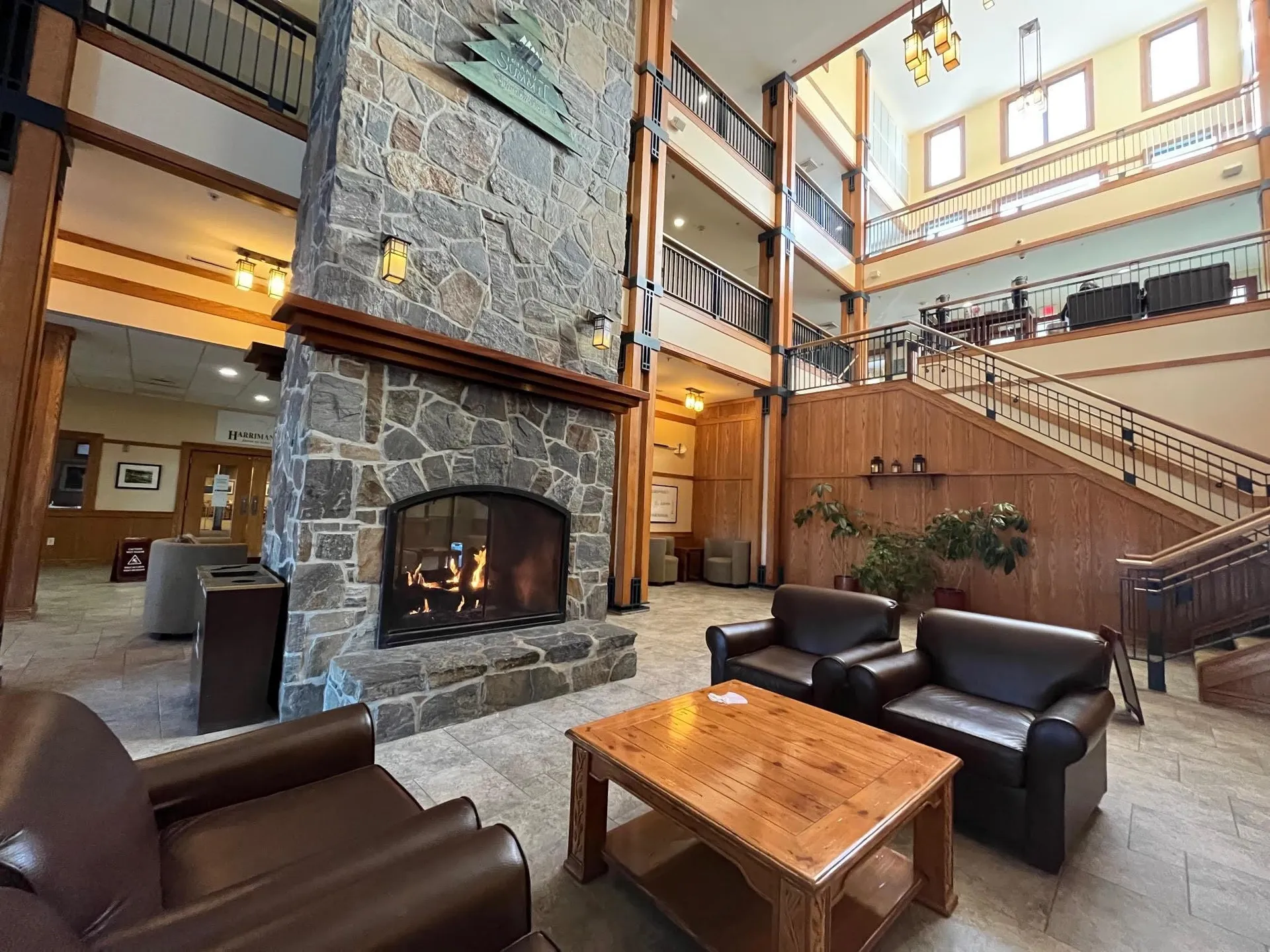 212, Qtr 2 89 Grand Summit Way Dover VT 05356