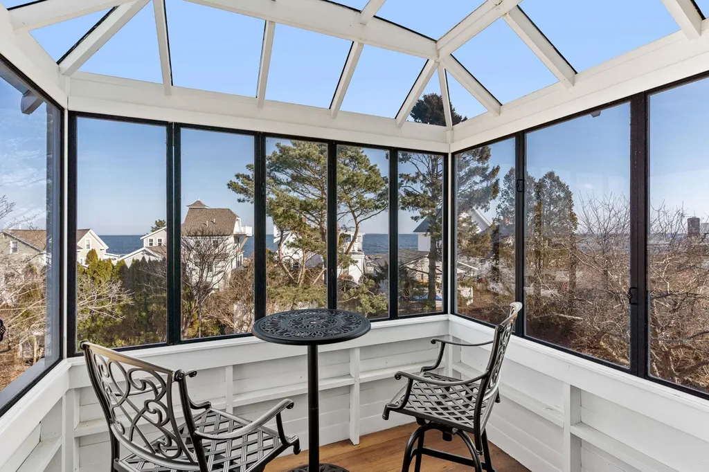 4 Highland Park Avenue Rye NH 03870