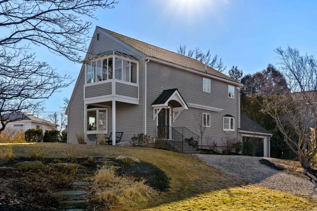 4 Highland Park Avenue Rye NH 03870