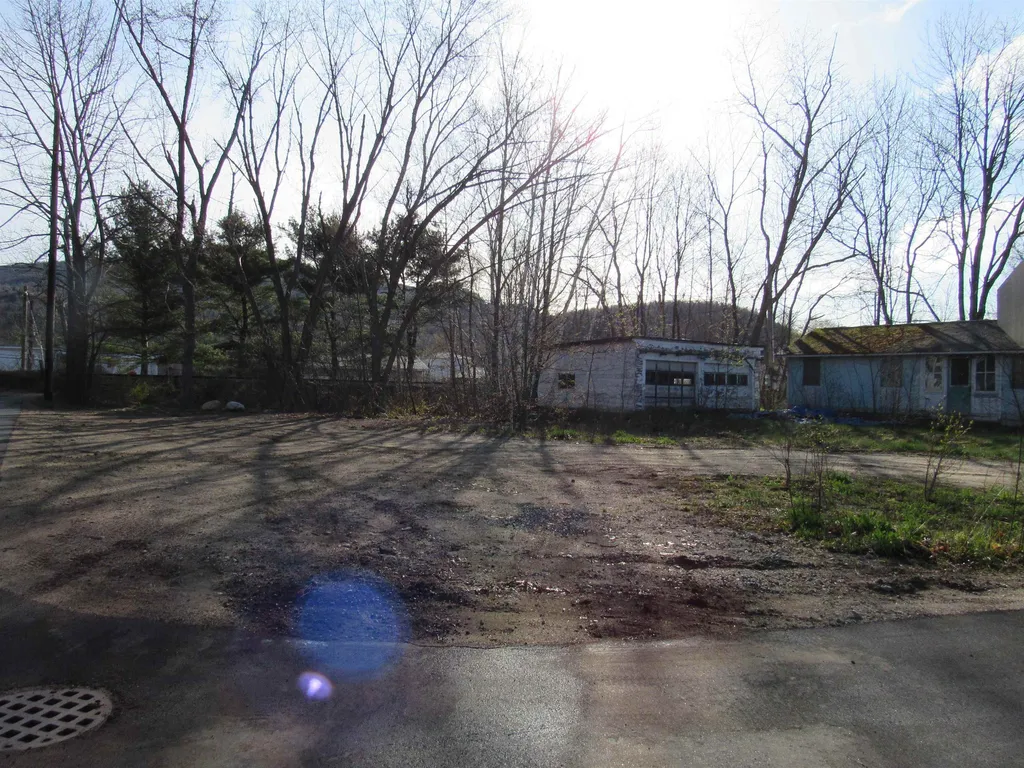 5 Cross Street Gorham NH 03581