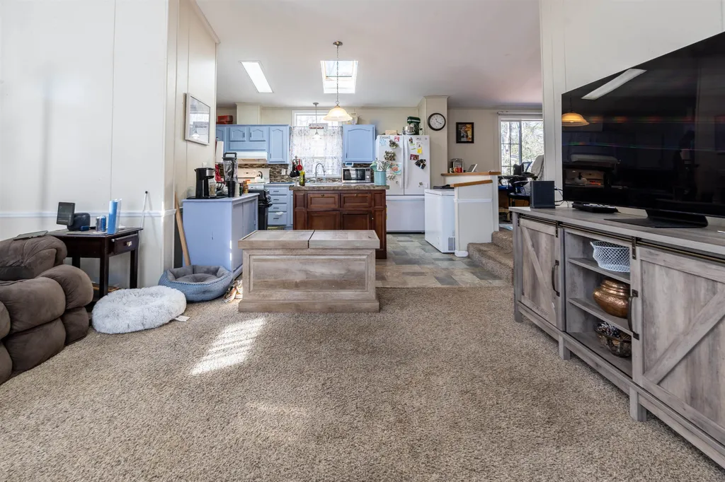 12 Emile Drive Allenstown NH 03275