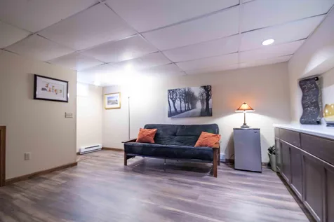 32 Oakridge Drive Londonderry NH 03053