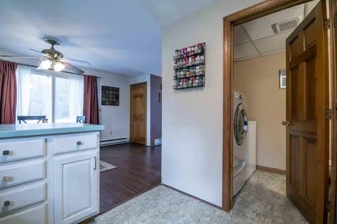 32 Oakridge Drive Londonderry NH 03053