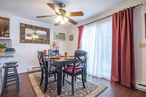 32 Oakridge Drive Londonderry NH 03053