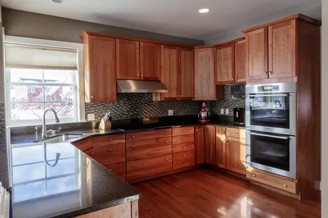 18 North Jefferson Road South Burlington VT 05403